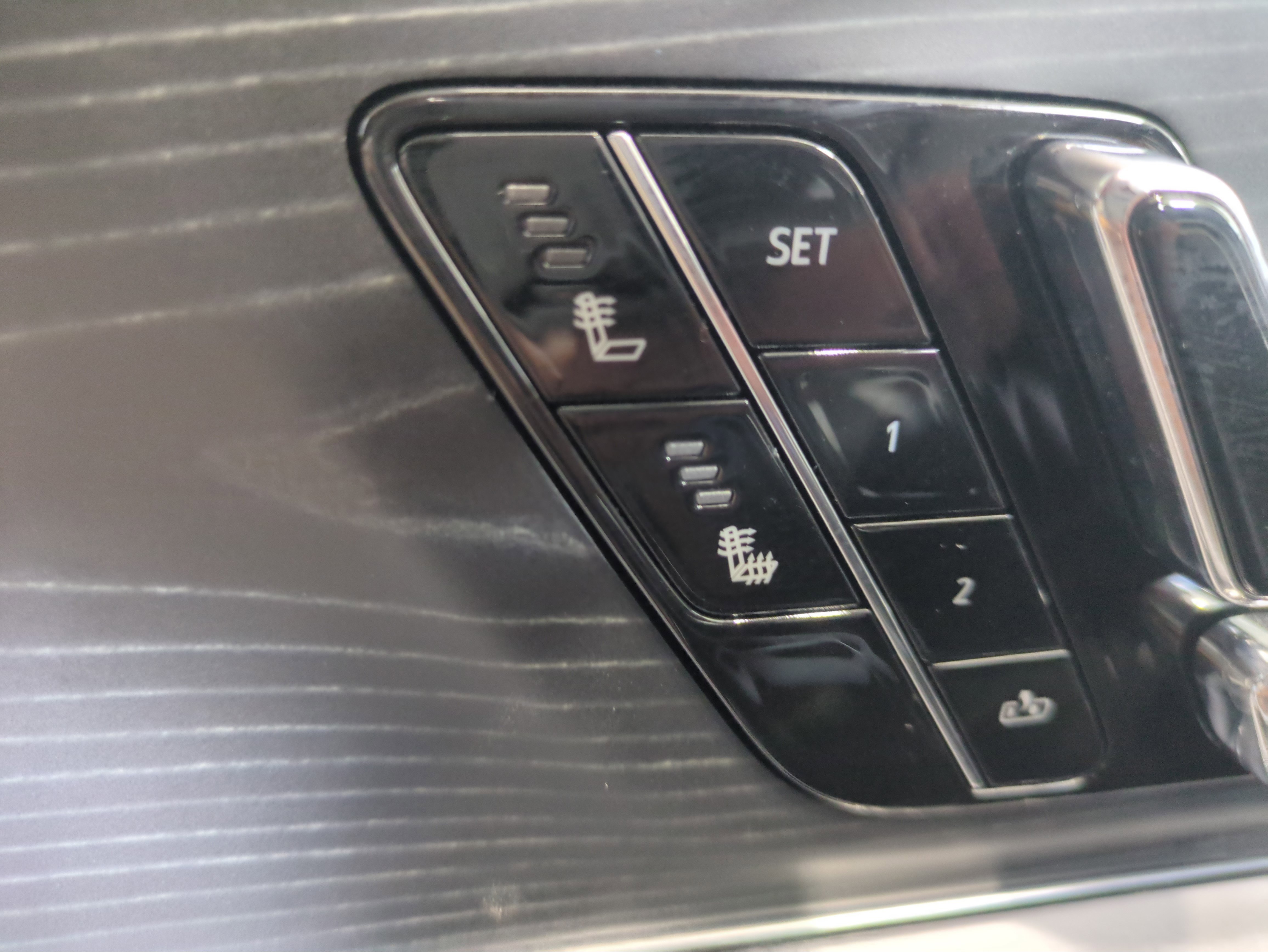 Used 2024 Cadillac Lyriq Luxury image 26