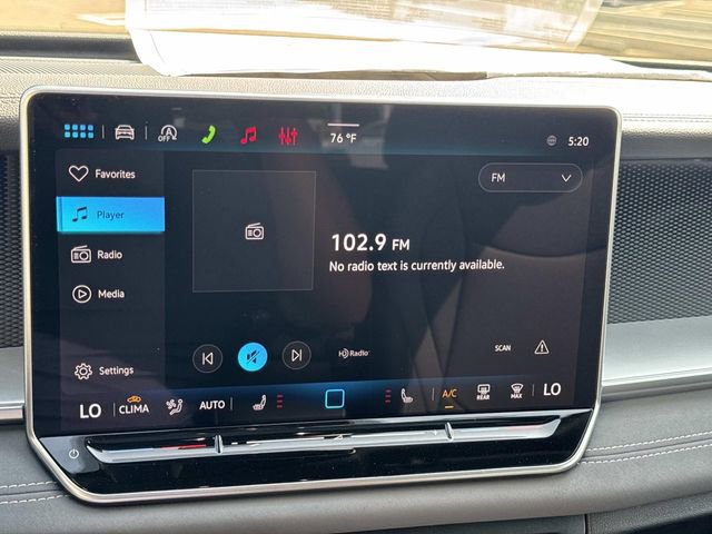 New 2026 Volkswagen Tiguan SE R-Line FWD image 19