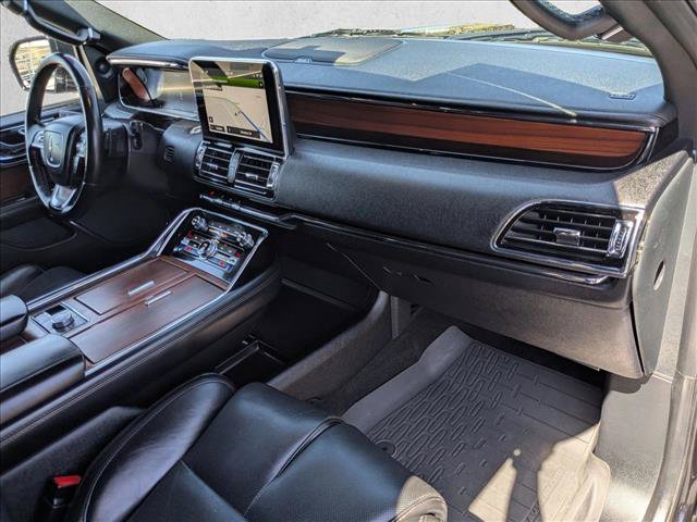 Used 2021 Lincoln Navigator L Reserve w/ Cargo Convenience Package RWD image 25