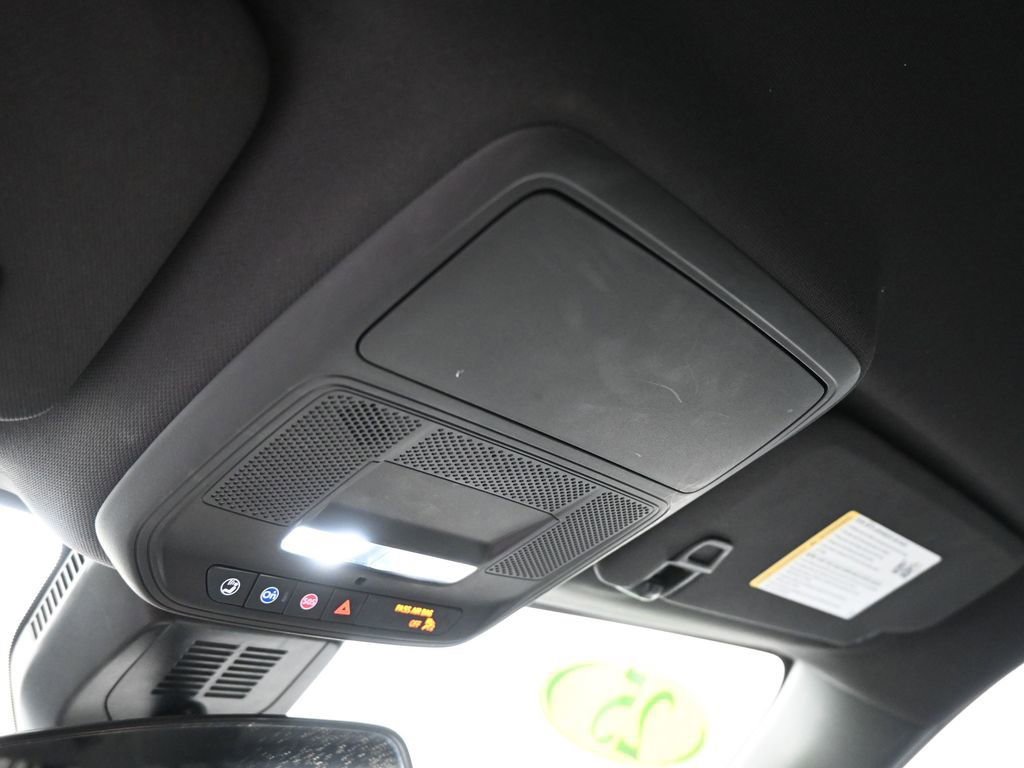 Used 2025 Chevrolet Equinox LT AWD/4WD image 33