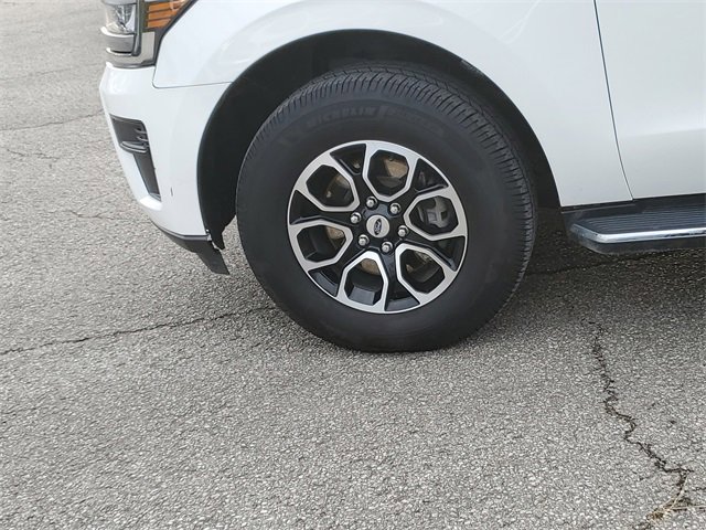 Used 2022 Ford Expedition XLT image 8