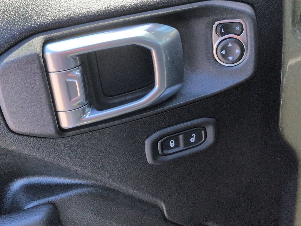 New 2026 Jeep Gladiator Rubicon AWD/4WD image 12