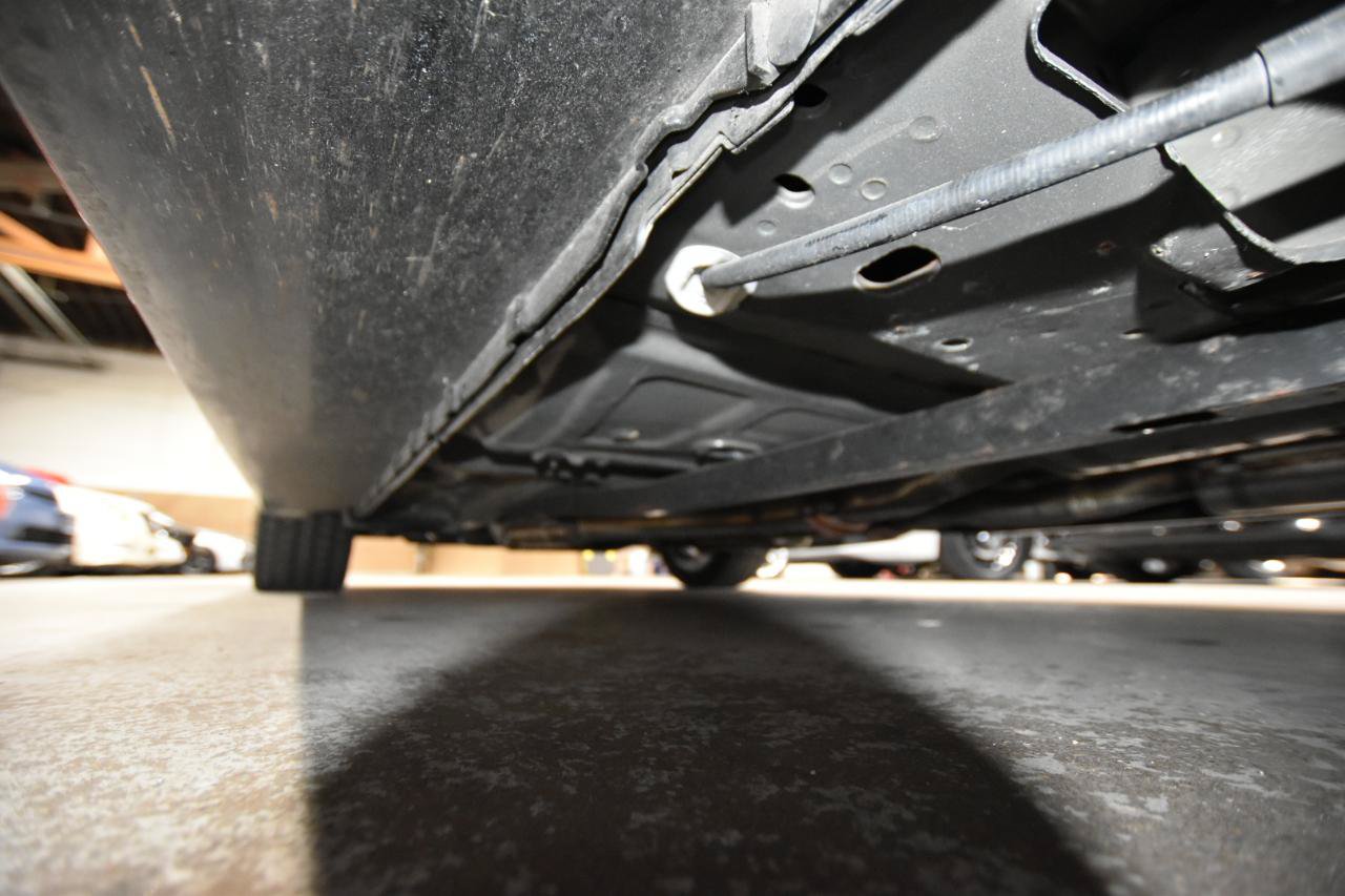 Used 2004 Ford Mustang Mach 1 RWD image 53
