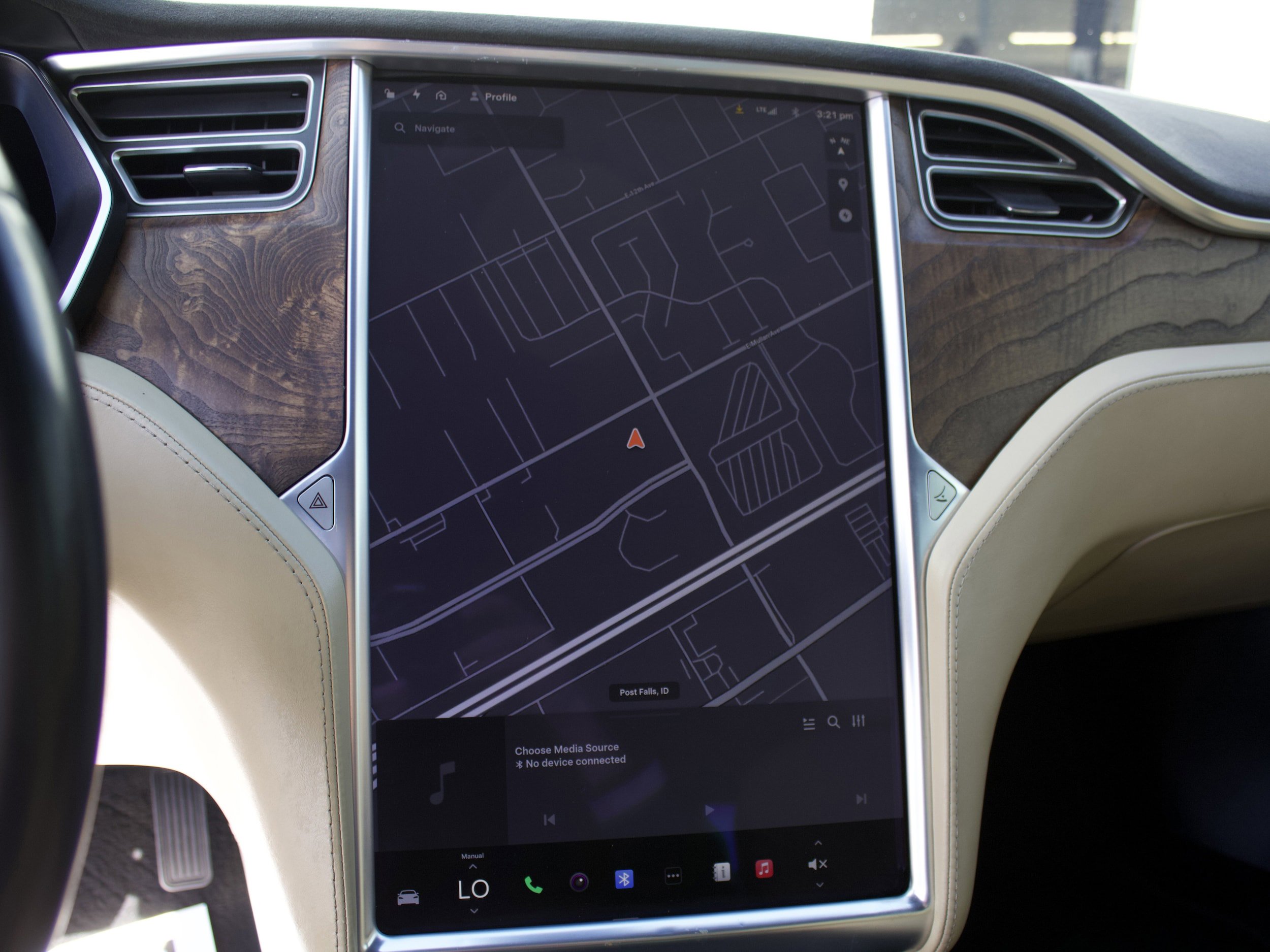 Used 2017 Tesla Model S 100D AWD/4WD image 21