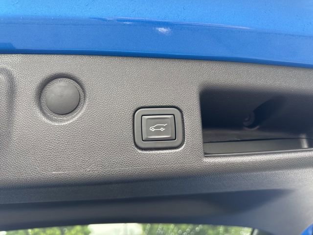 Used 2024 Chevrolet Equinox LT FWD image 12