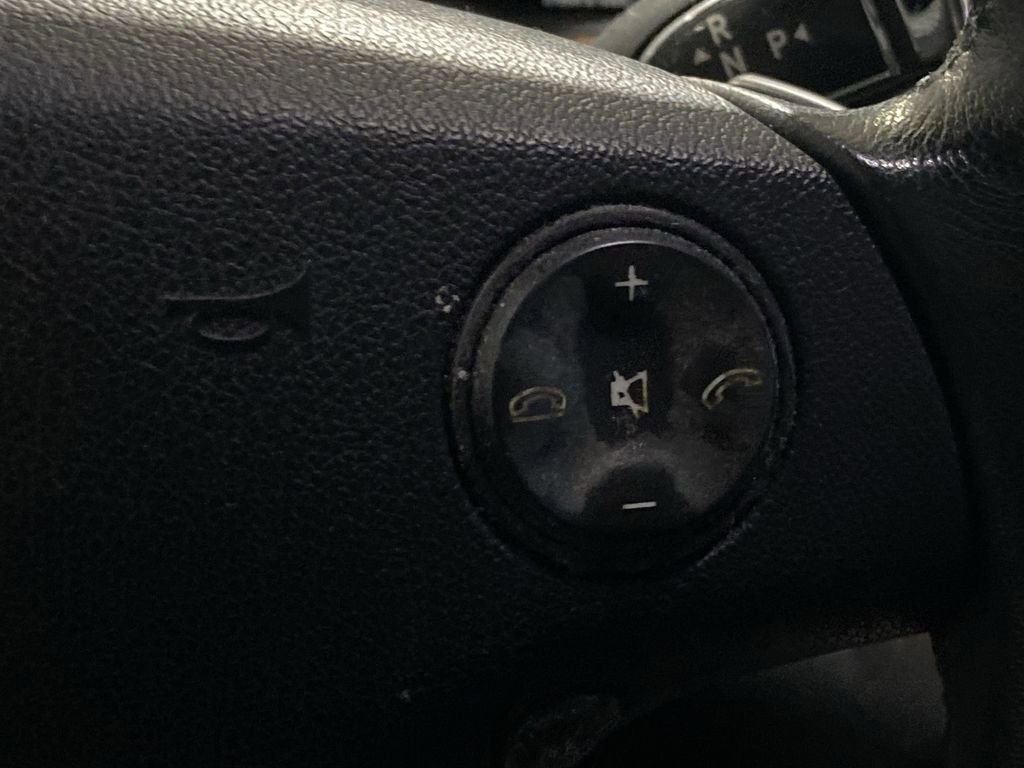 Used 2009 Mercedes-Benz S 550 4MATIC w/ Sport Pkg image 10