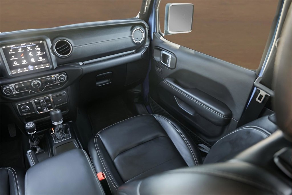 Used 2022 Jeep Wrangler Unlimited Sahara w/ Cold Weather Group image 26