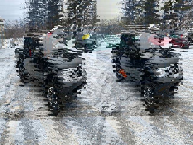 Used 2017 Nissan Frontier PRO-4X w/ Pro-4x Luxury Package image 5