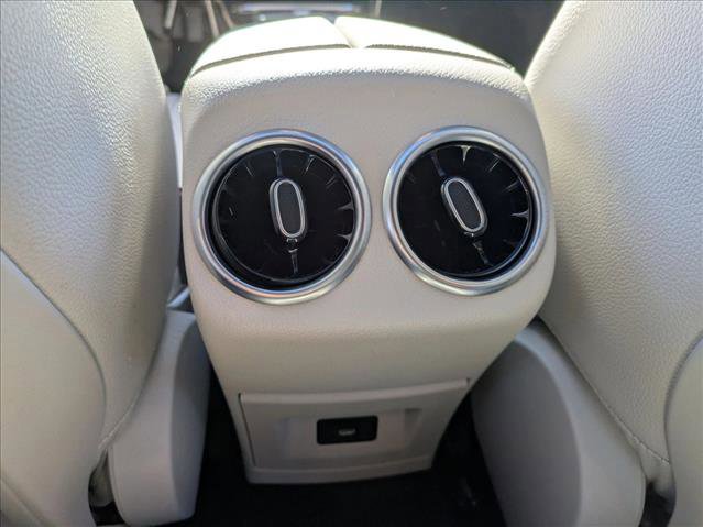 Used 2025 Mercedes-Benz CLA 250 image 17