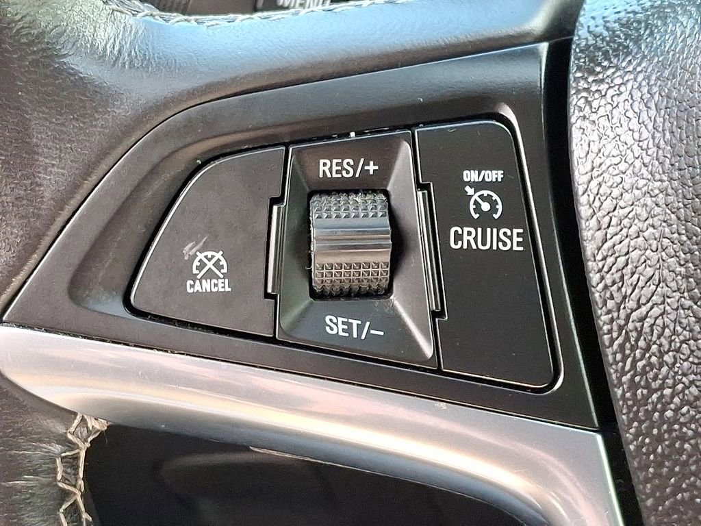 Used 2022 Buick Encore Preferred image 22