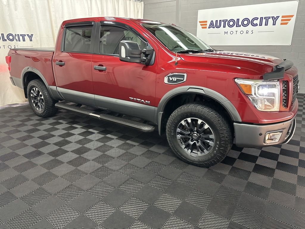 Used 2017 Nissan Titan PRO-4X w/ Pro-4x Convenience Package AWD/4WD image 2