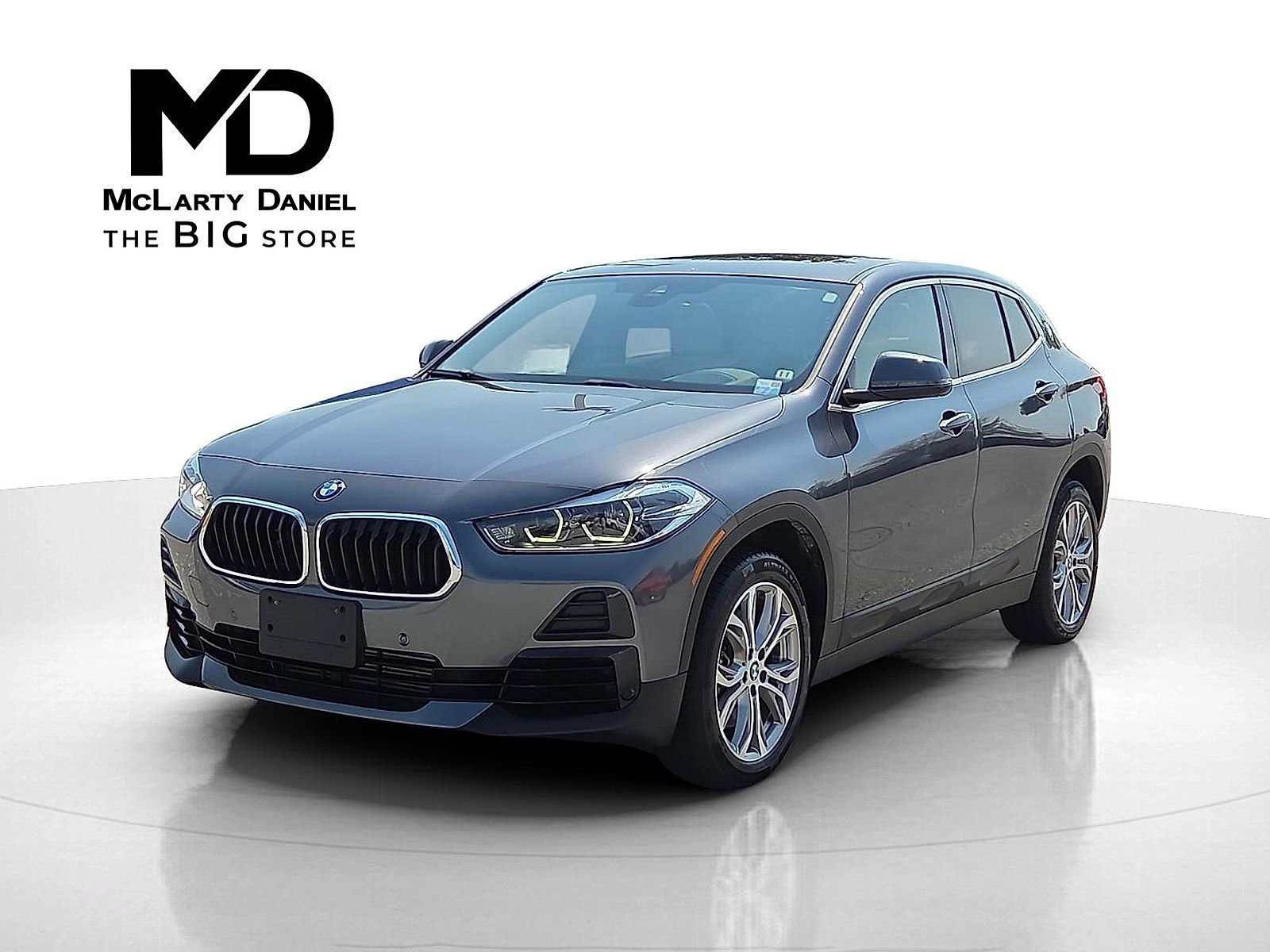 Used 2022 BMW X2 xDrive28i w/ Premium Package image 2