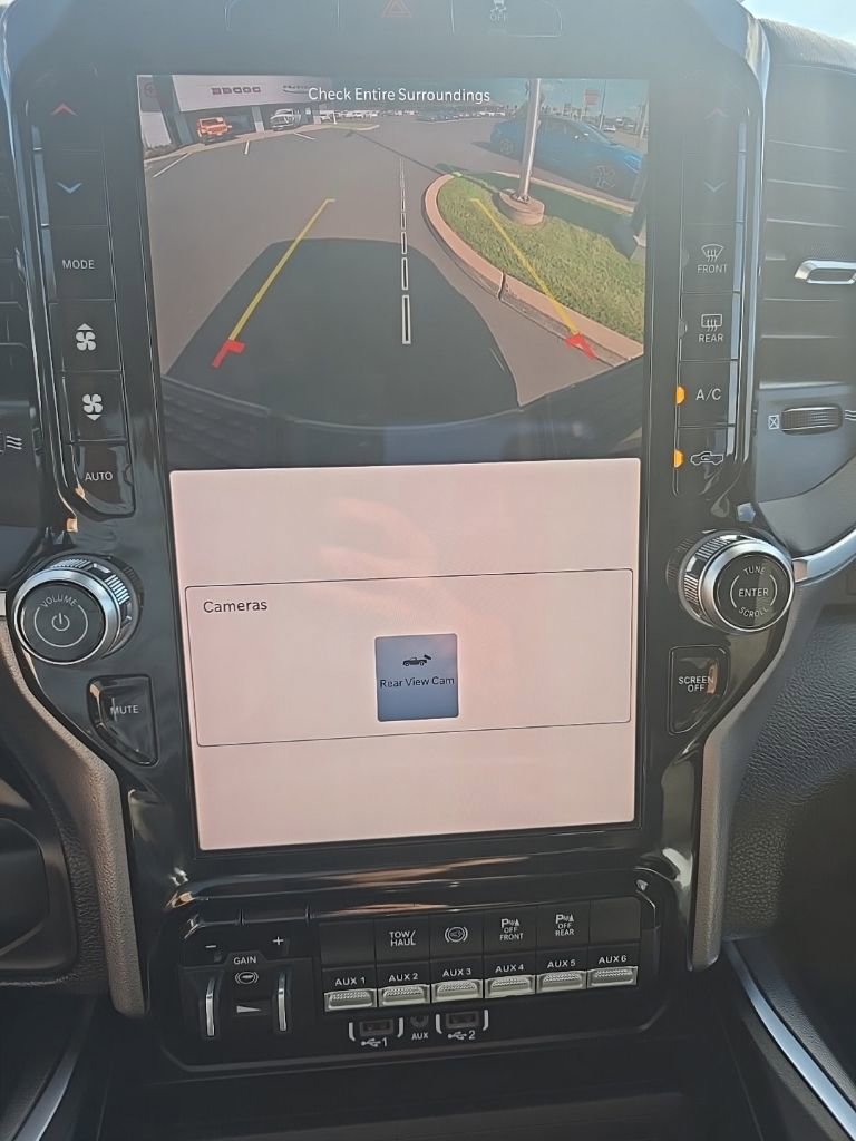 New 2026 RAM 3500 Big Horn AWD/4WD image 40