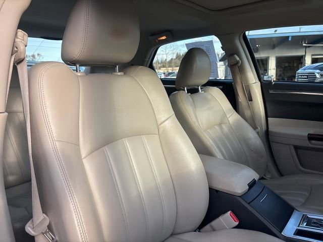 Used 2007 Chrysler 300 C w/ Protection Group II image 13