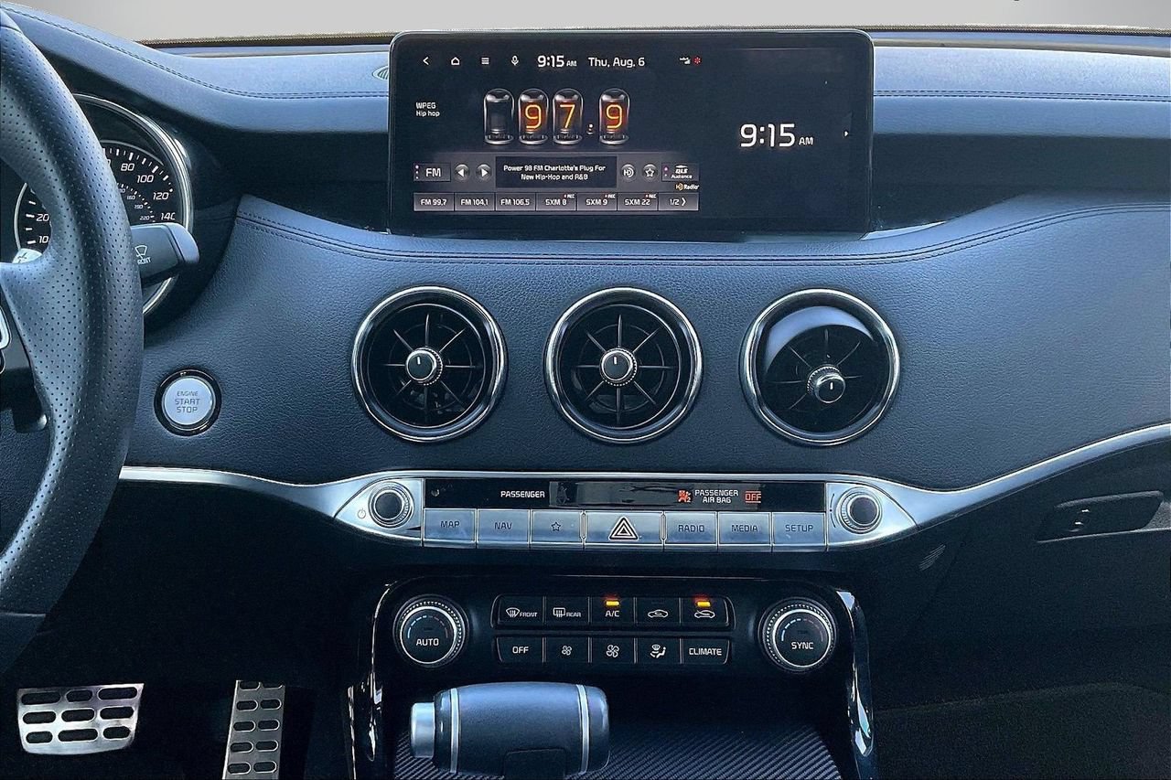 Used 2023 Kia Stinger GT-Line w/ Sun & Sound Package RWD image 12