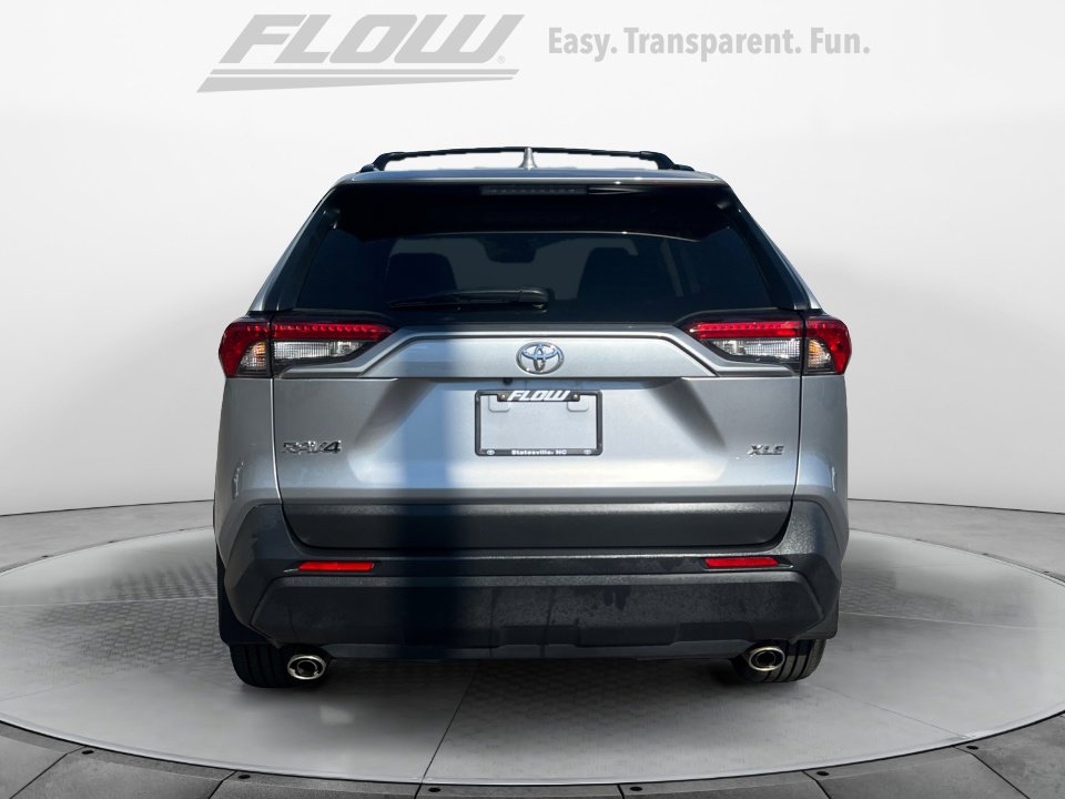 Used 2024 Toyota RAV4 XLE Premium FWD image 8