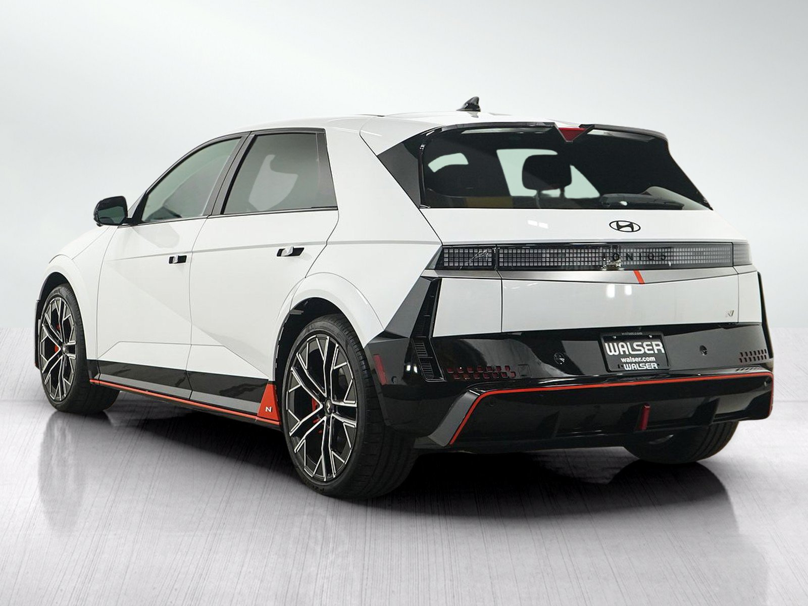 Certified 2025 Hyundai Ioniq 5 N AWD/4WD image 3