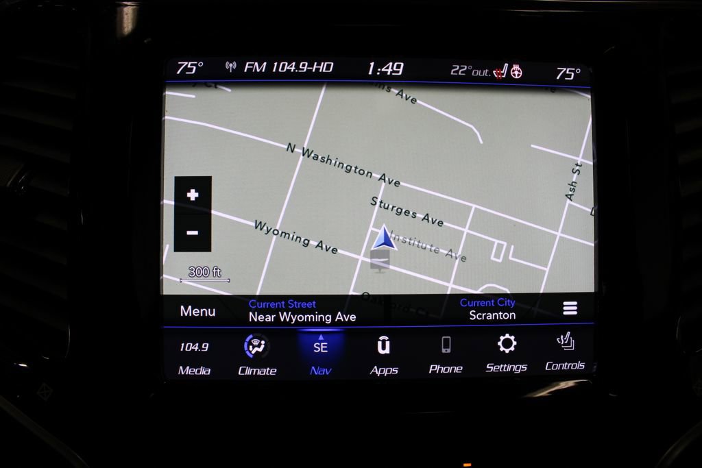 Used 2020 Jeep Cherokee Limited w/ Technology Group image 17