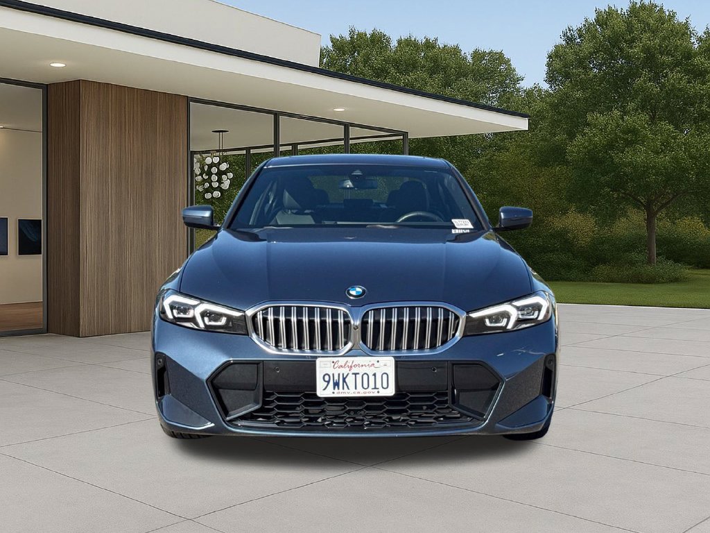 Used 2026 BMW 330i Sedan w/ M Sport Package RWD image 4