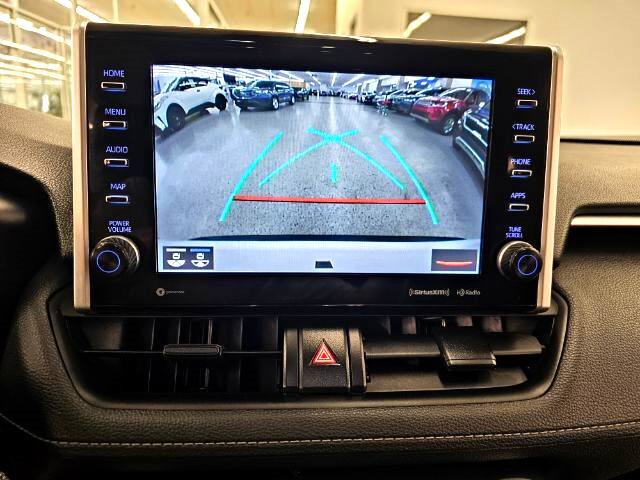 Used 2022 Toyota RAV4 XLE w/ Convenience Package image 17
