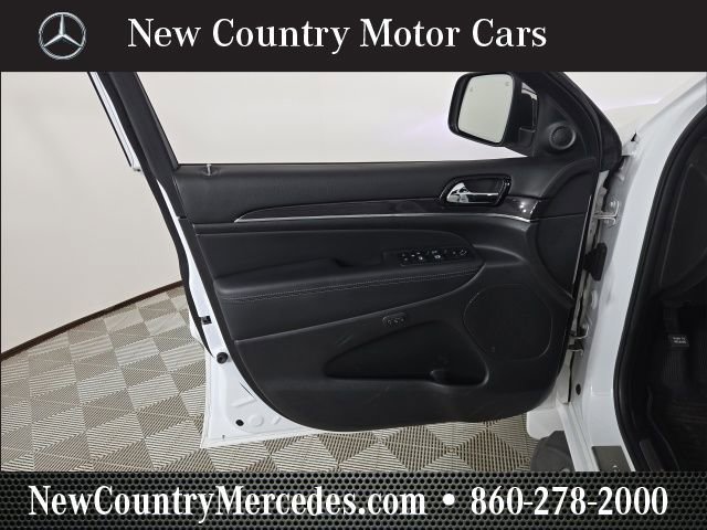 Used 2020 Jeep Grand Cherokee Overland image 19