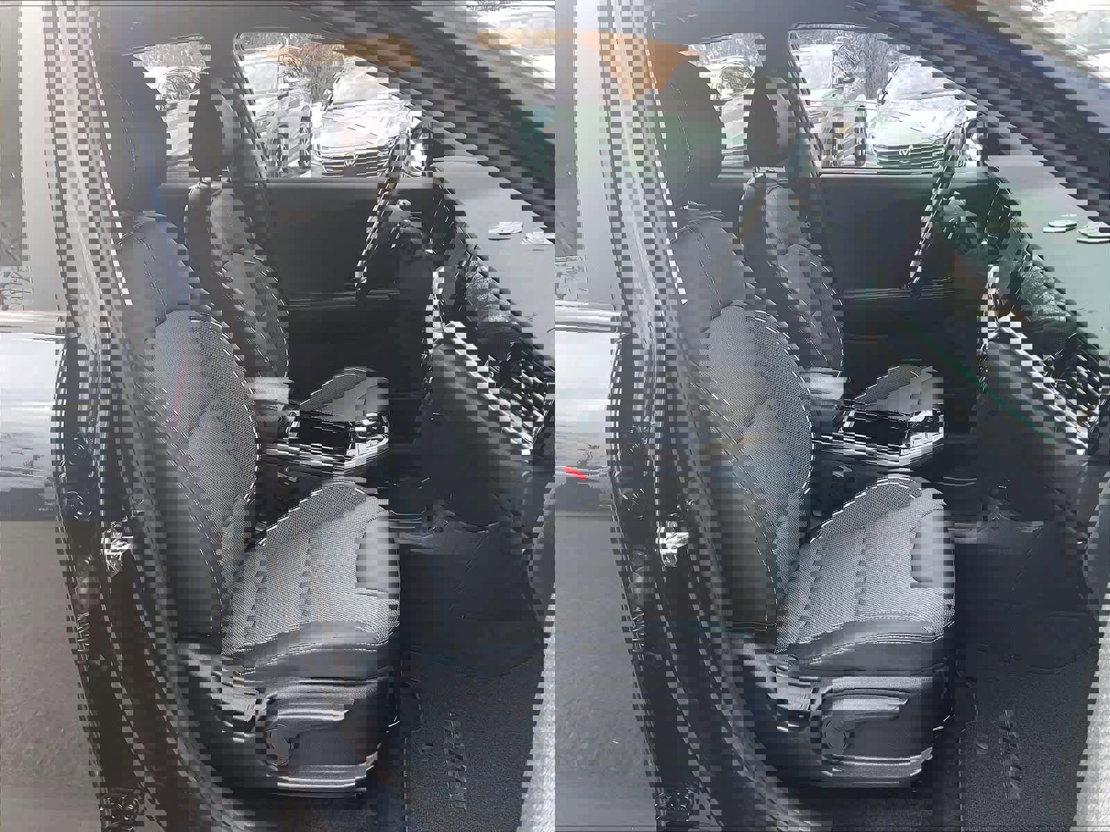 Used 2022 Kia Niro EX w/ Cold Weather Package image 11