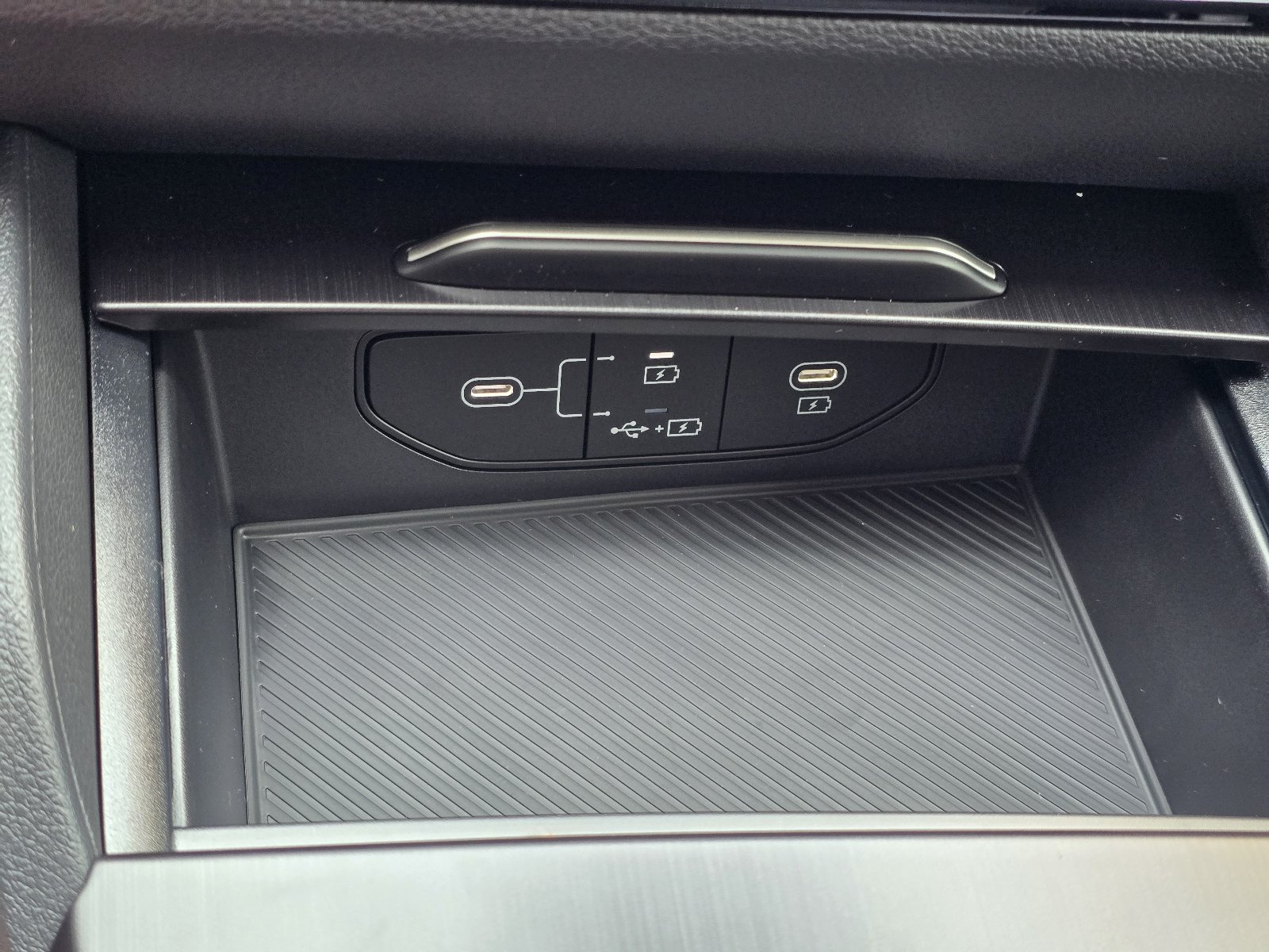 New 2027 Kia Sportage LX FWD image 11
