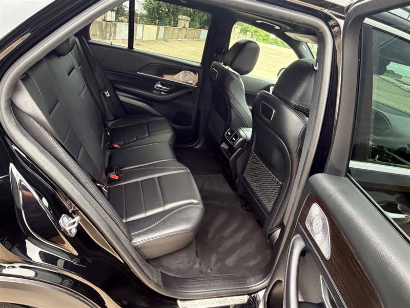 Used 2020 Mercedes-Benz GLE 350 4MATIC image 46