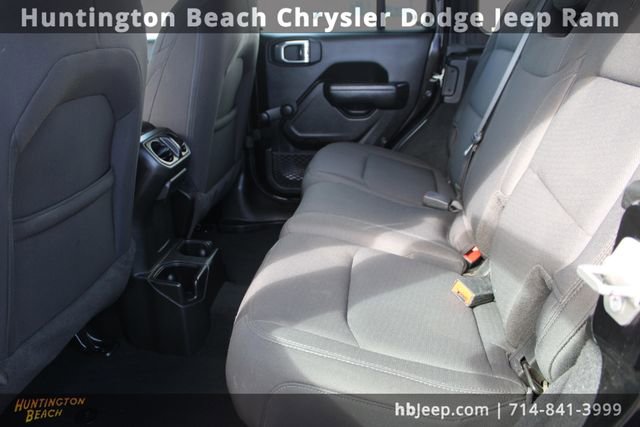 Used 2023 Jeep Wrangler Sport image 33