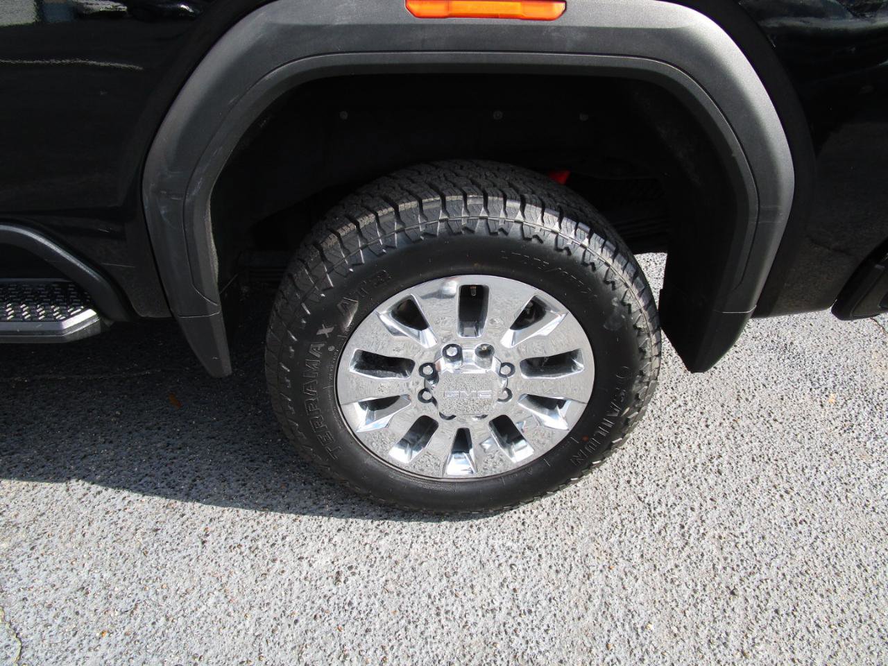Used 2020 GMC Sierra 2500 Denali w/ Denali Ultimate Package AWD/4WD image 27
