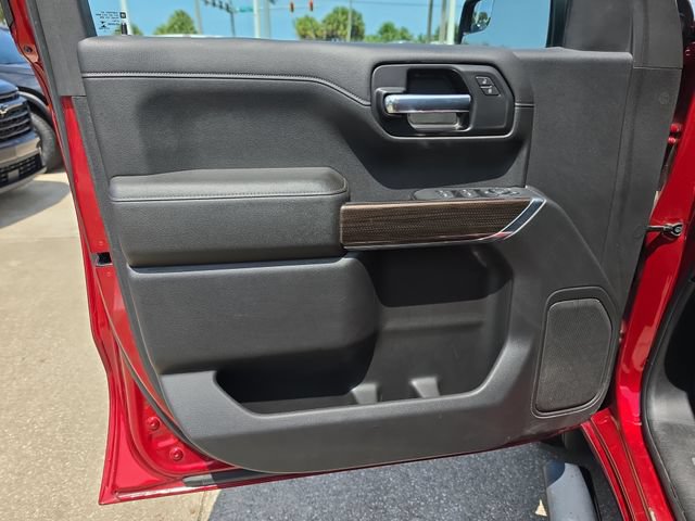 Used 2021 Chevrolet Silverado 1500 LT w/ Convenience Package II AWD/4WD image 17