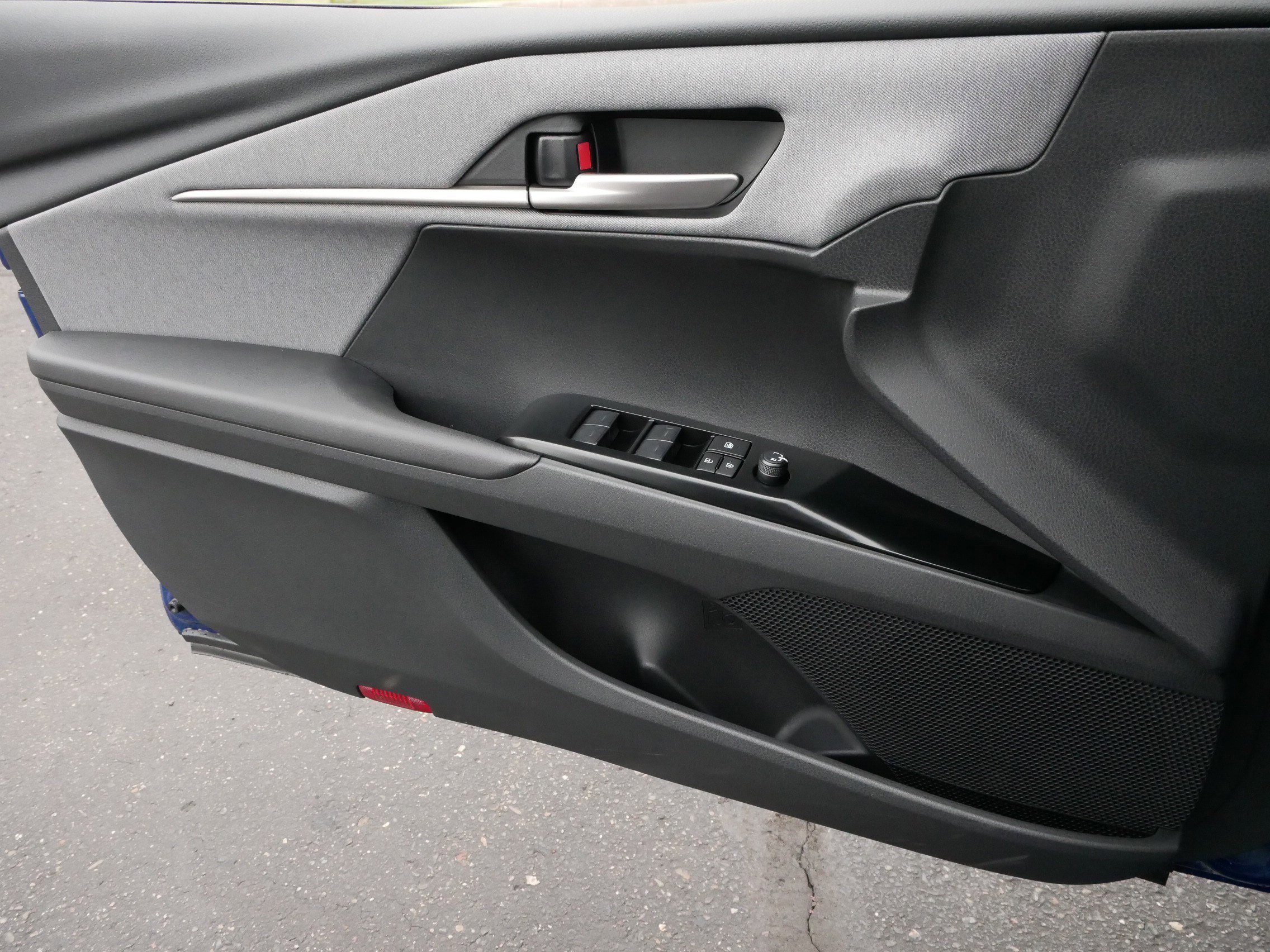 Used 2026 Toyota Camry LE image 27