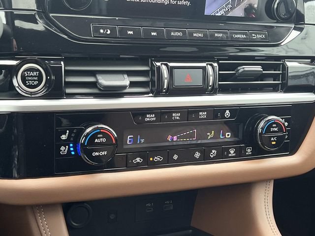 Used 2024 Nissan Pathfinder Platinum w/ Cargo Package AWD/4WD image 24
