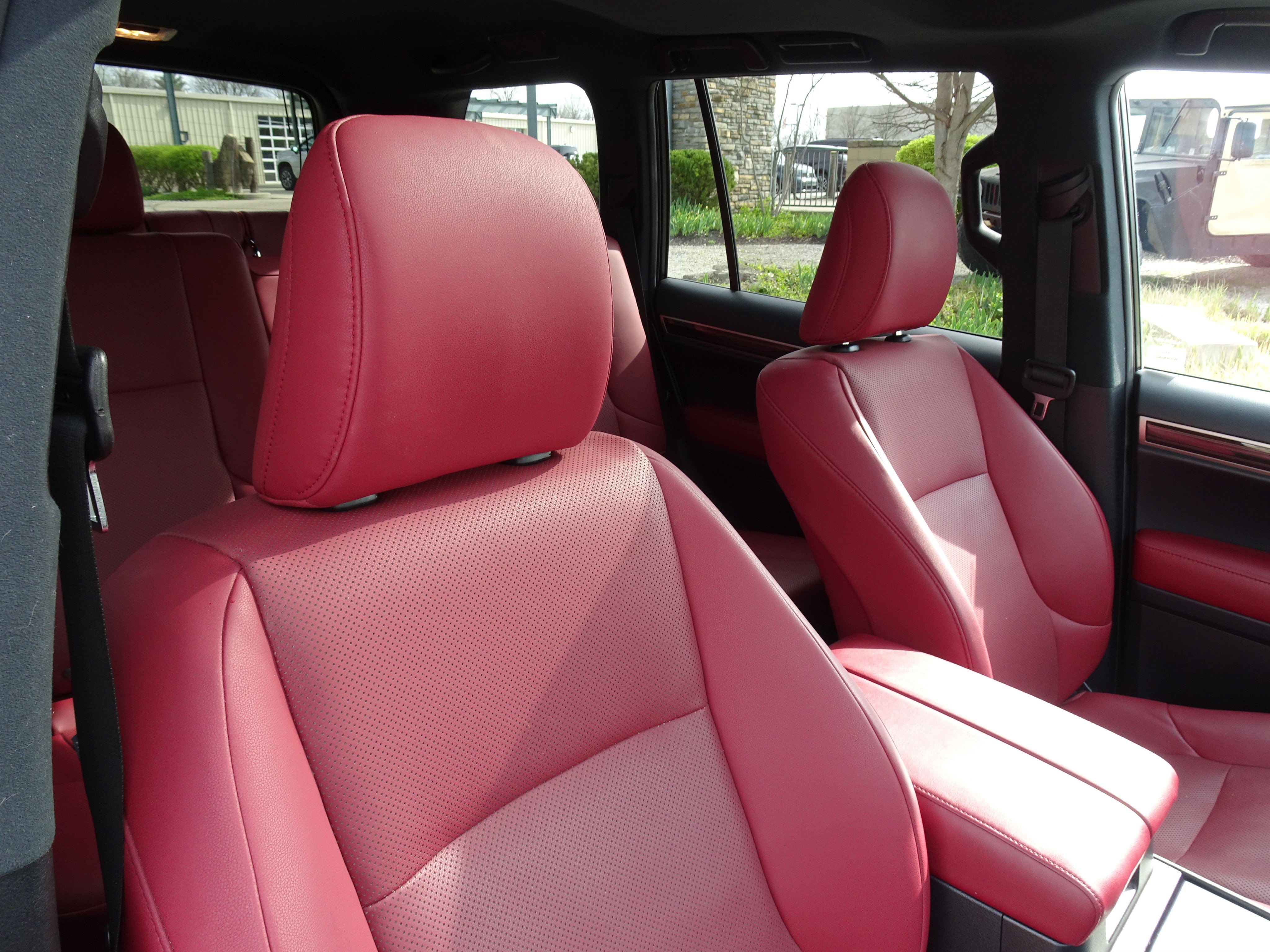 Used 2021 Lexus GX 460 Premium w/ Accessory Package AWD/4WD image 28