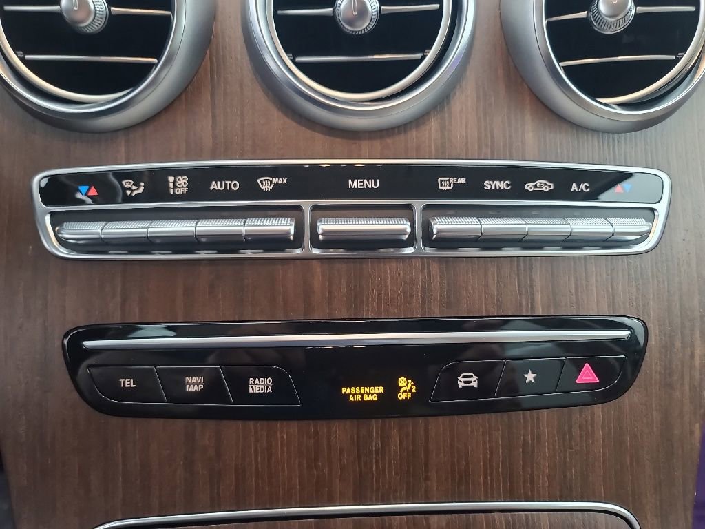 Used 2022 Mercedes-Benz GLC 300 4MATIC image 35