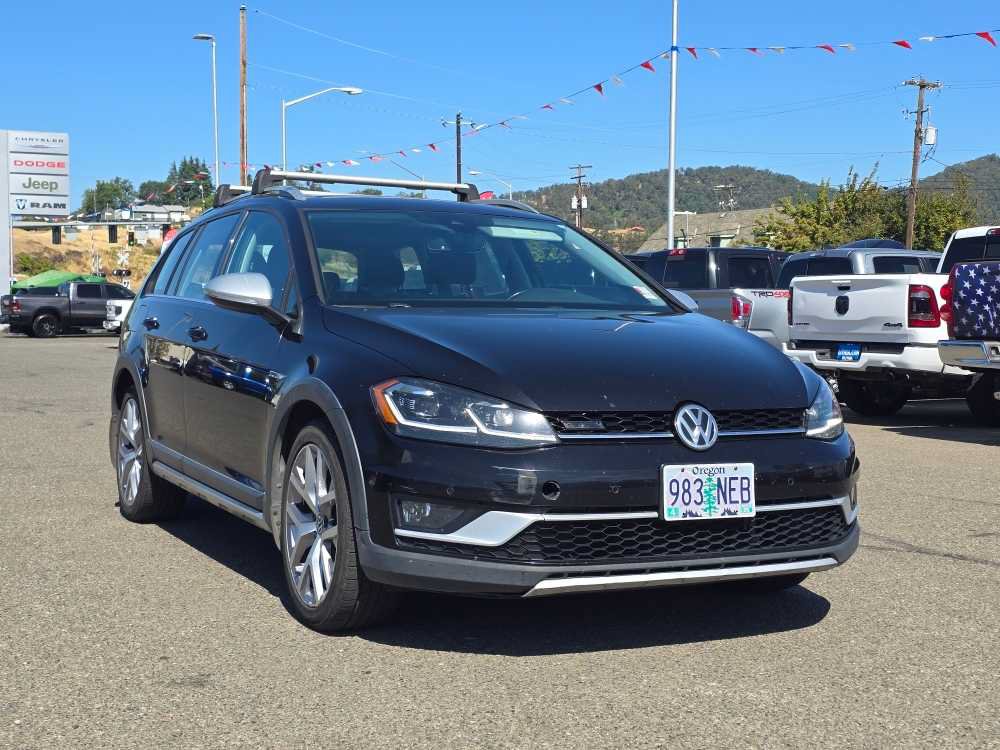 Used 2018 Volkswagen Golf Alltrack SEL AWD/4WD image 18