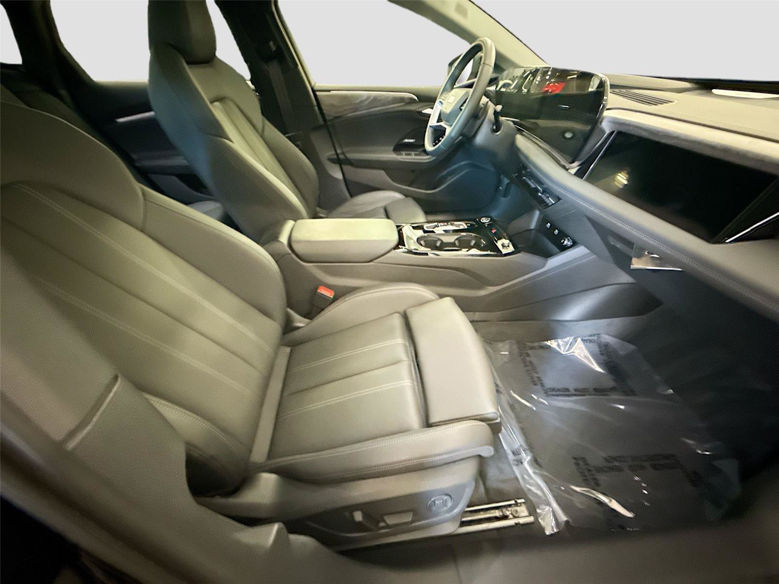 Certified 2025 Audi A6 e-tron Prestige w/ Black Warm Weather Package AWD/4WD image 29