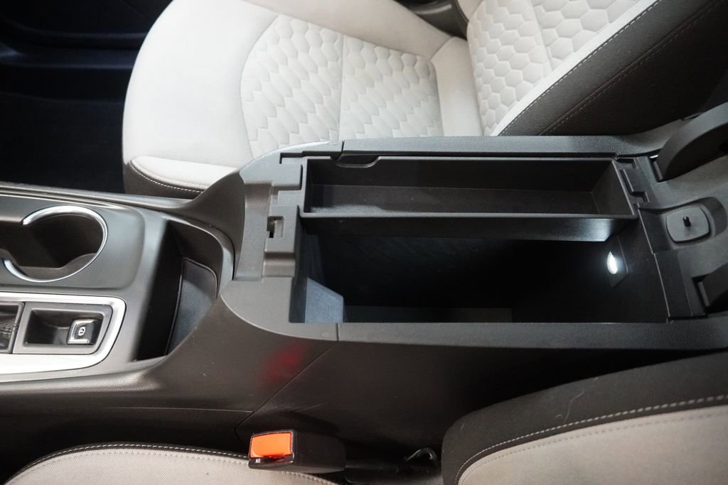 Used 2021 Chevrolet Equinox LS image 20