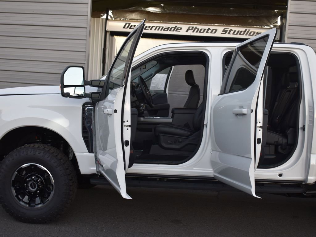 New 2025 Ford F350 Lariat w/ Lariat Ultimate Package image 22
