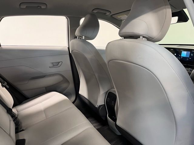 Used 2024 Hyundai Kona SEL w/ Convenience Package image 15