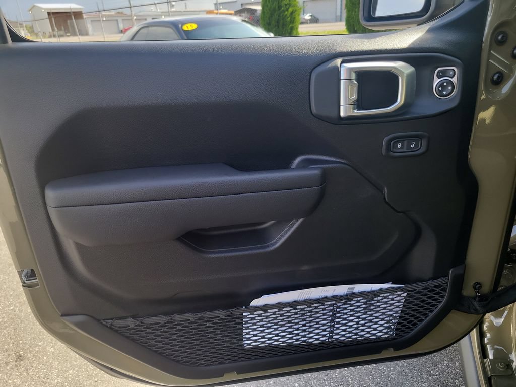 New 2026 Jeep Gladiator Willys AWD/4WD image 16