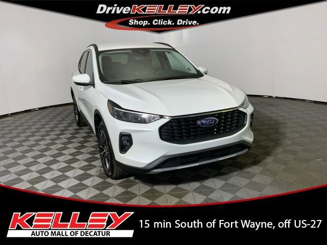 Used 2025 Ford Escape SE