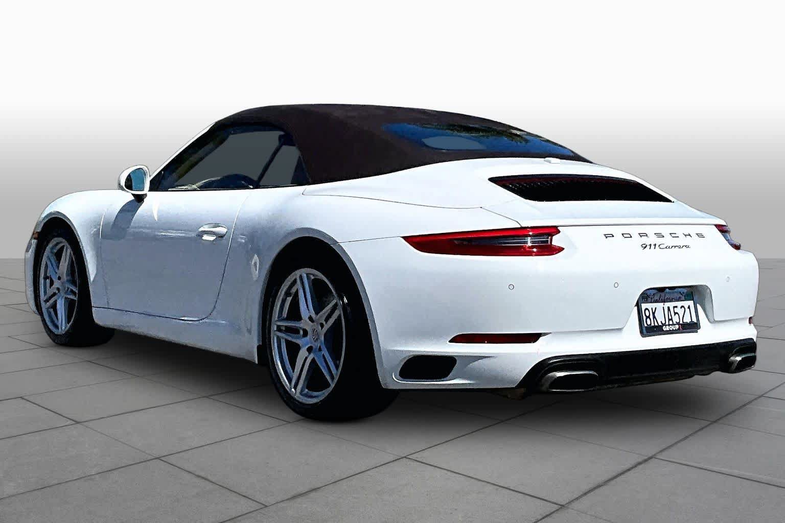 Used 2017 Porsche 911 Carrera RWD image 10