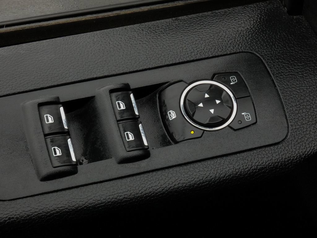 Used 2017 Ford F150 XLT w/ Equipment Group 302A Luxury image 9