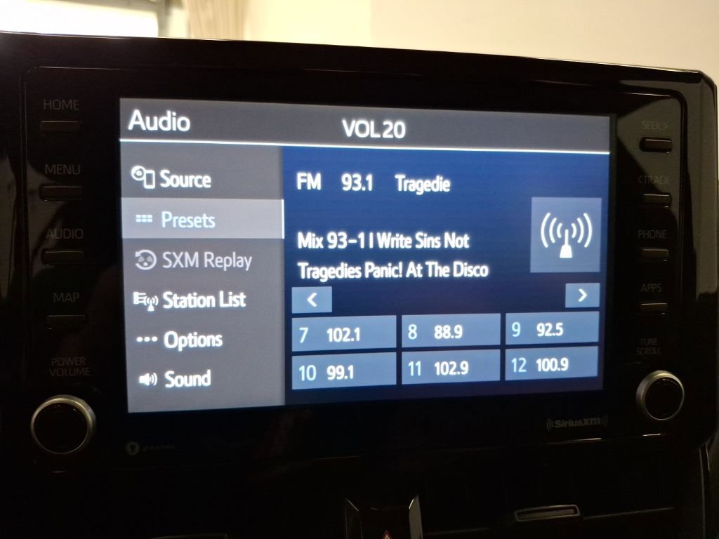 Used 2022 Toyota Corolla LE w/ LE Convenience Package image 24