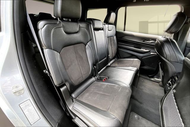 Used 2024 Jeep Grand Cherokee L Laredo AWD/4WD image 21