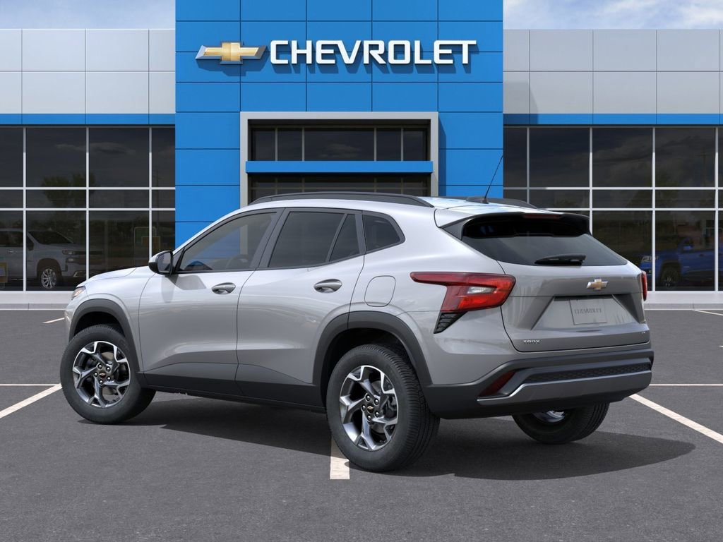 New 2026 Chevrolet Trax LT w/ LT Convenience Package FWD image 3