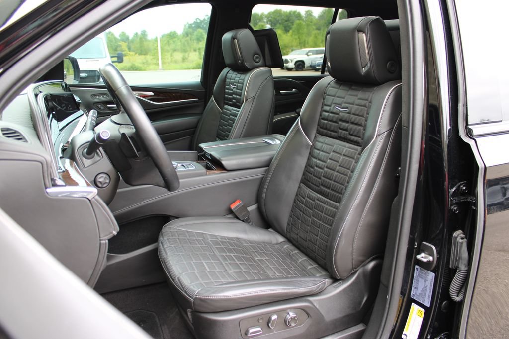 Certified 2022 Cadillac Escalade Sport Platinum AWD/4WD image 15
