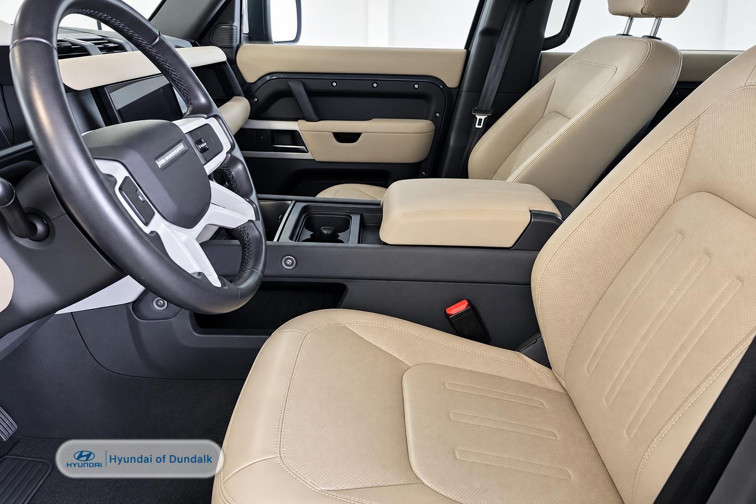 Used 2022 Land Rover Defender 110 S AWD/4WD image 4