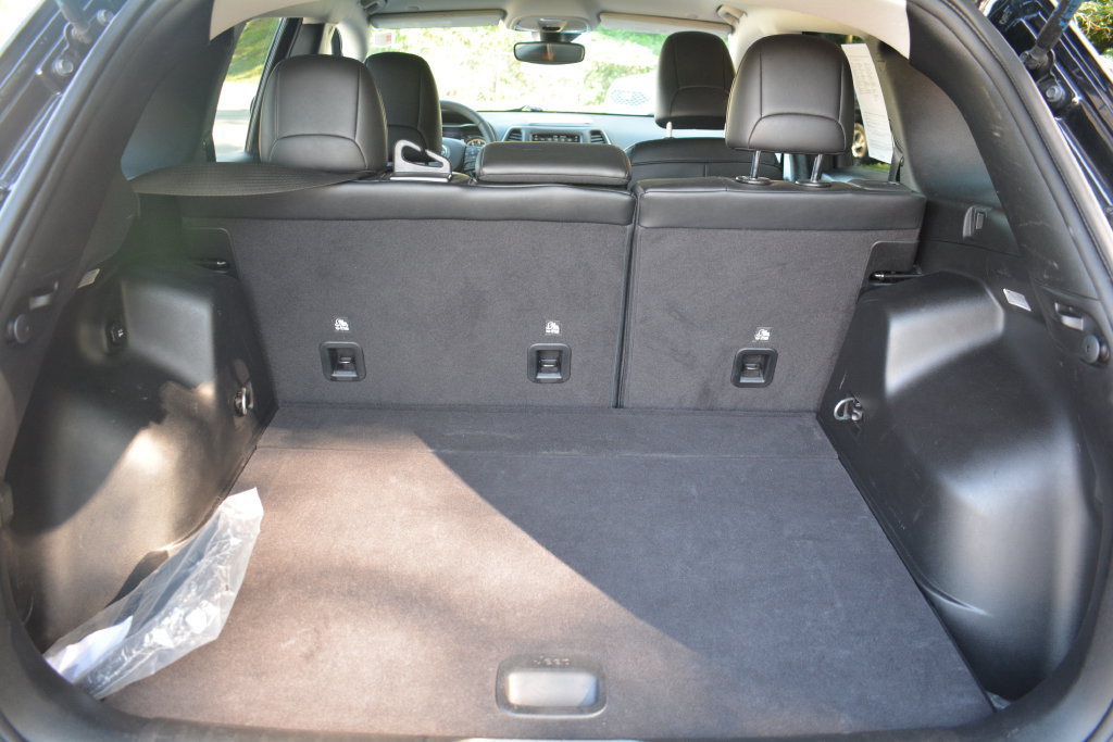 Used 2022 Jeep Cherokee Trailhawk AWD/4WD image 21